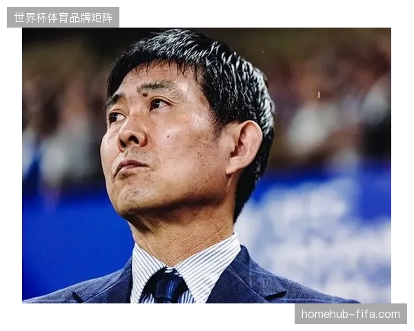 森保一高位压迫体系日渐成熟，但边后卫与中卫间的防守空隙或被强队利用